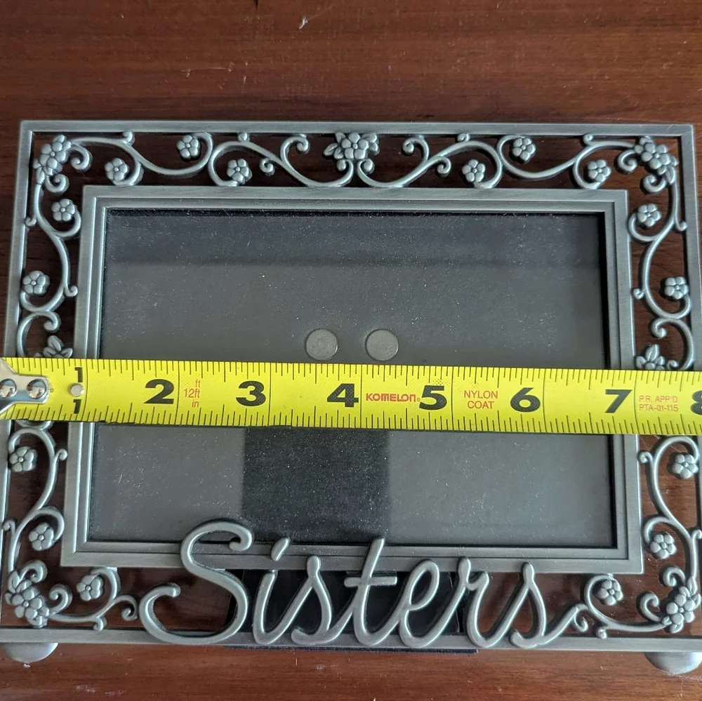 NWOT Malden Pewter Floral 'Sisters' Photo Frame (6 X 4)